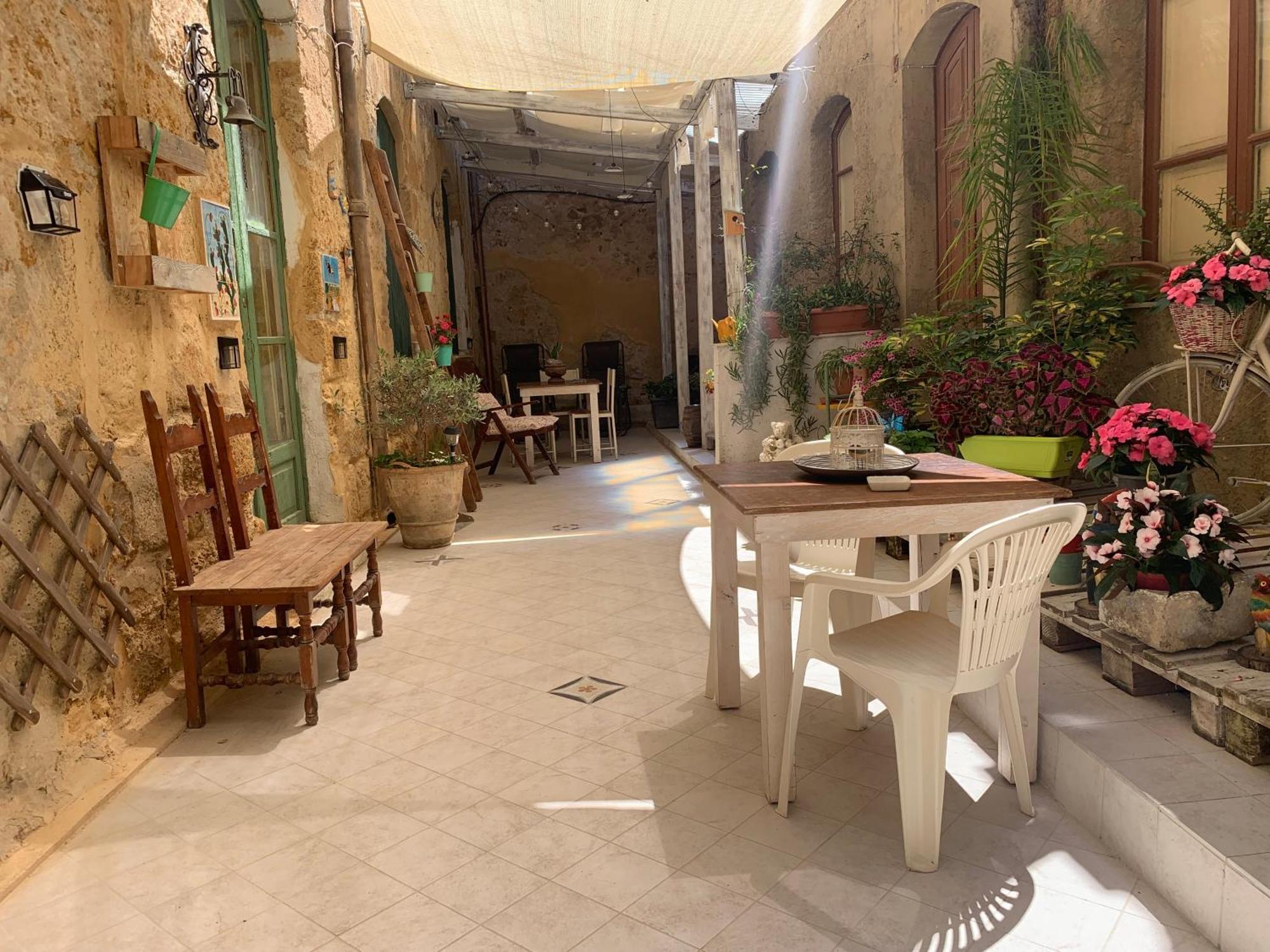 Ferienwohnung Il Vecchio Cortile Agrigent Exterior foto