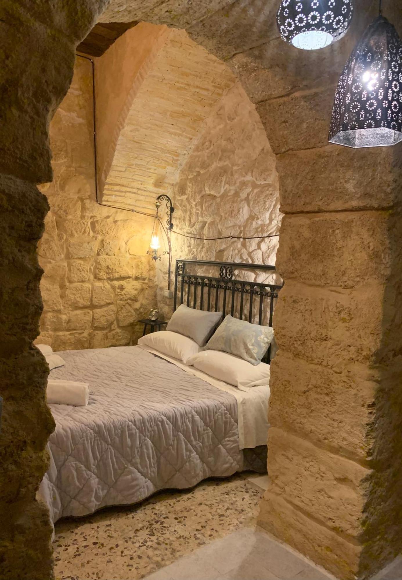 Ferienwohnung Il Vecchio Cortile Agrigent Exterior foto